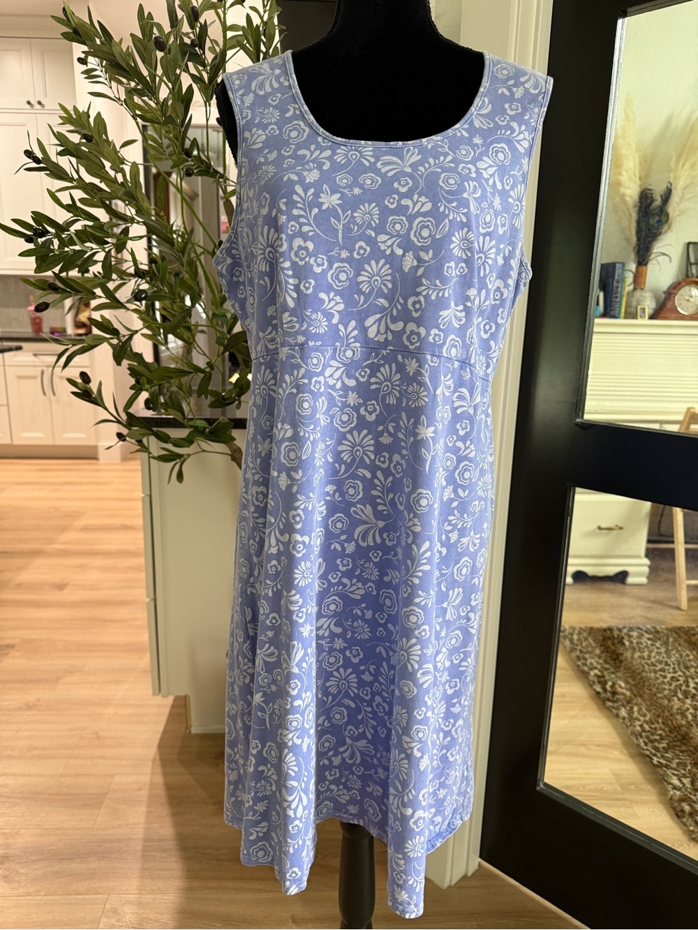 Fresh Produce Vintage Dress in Periwinkle Blue / White floral - XL